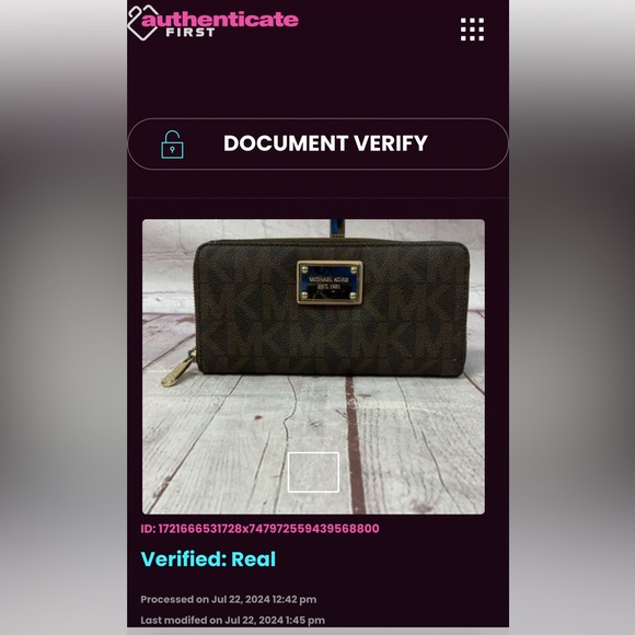 Michael Kors EUC Brown Signature Grained Coated Canvas and Leather Wallet - Picture 16 of 17